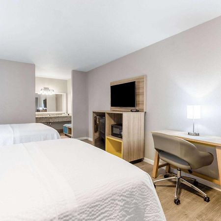 Days Inn By Wyndham Buckeye Esterno foto