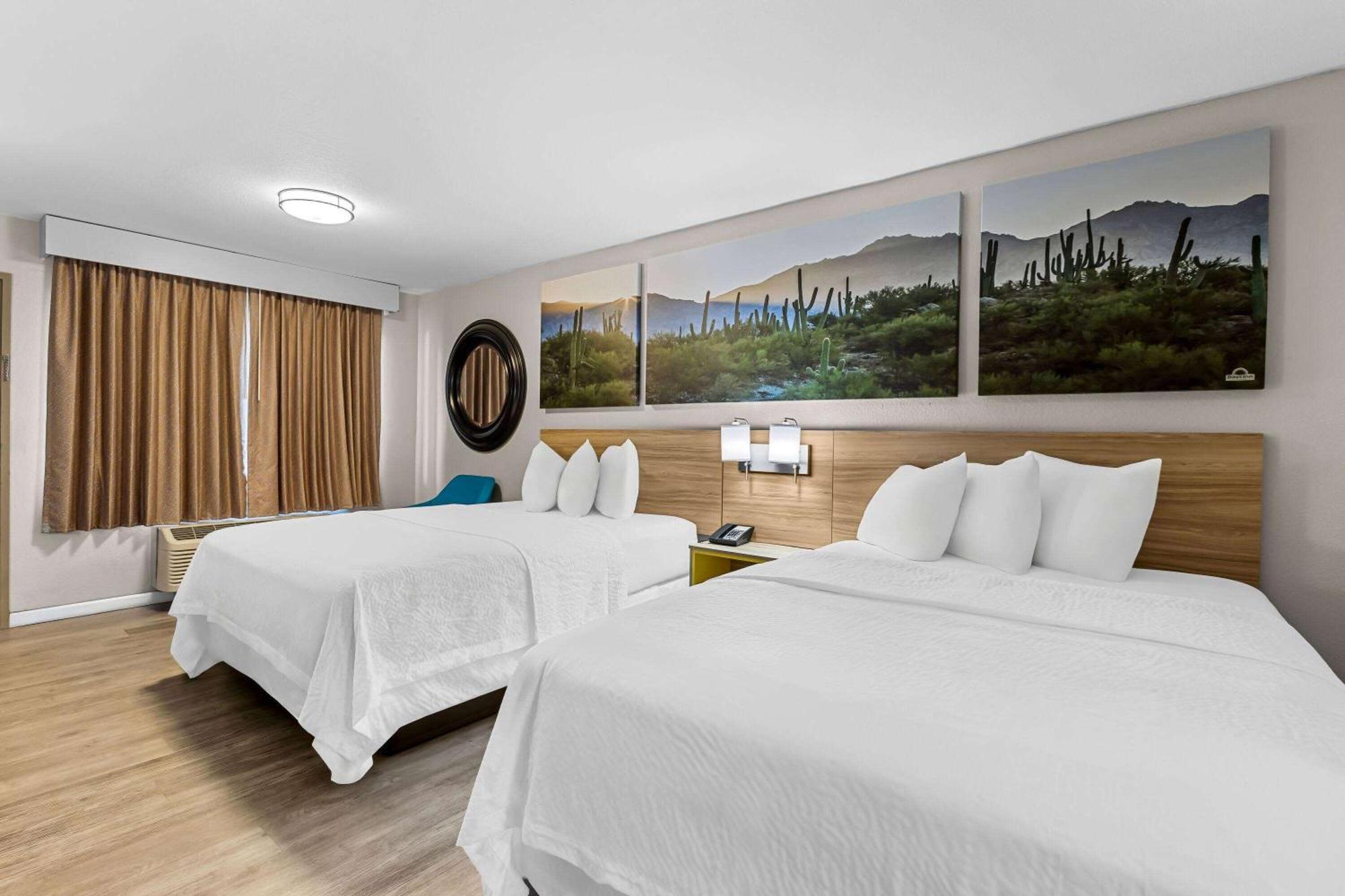 Days Inn By Wyndham Buckeye Esterno foto