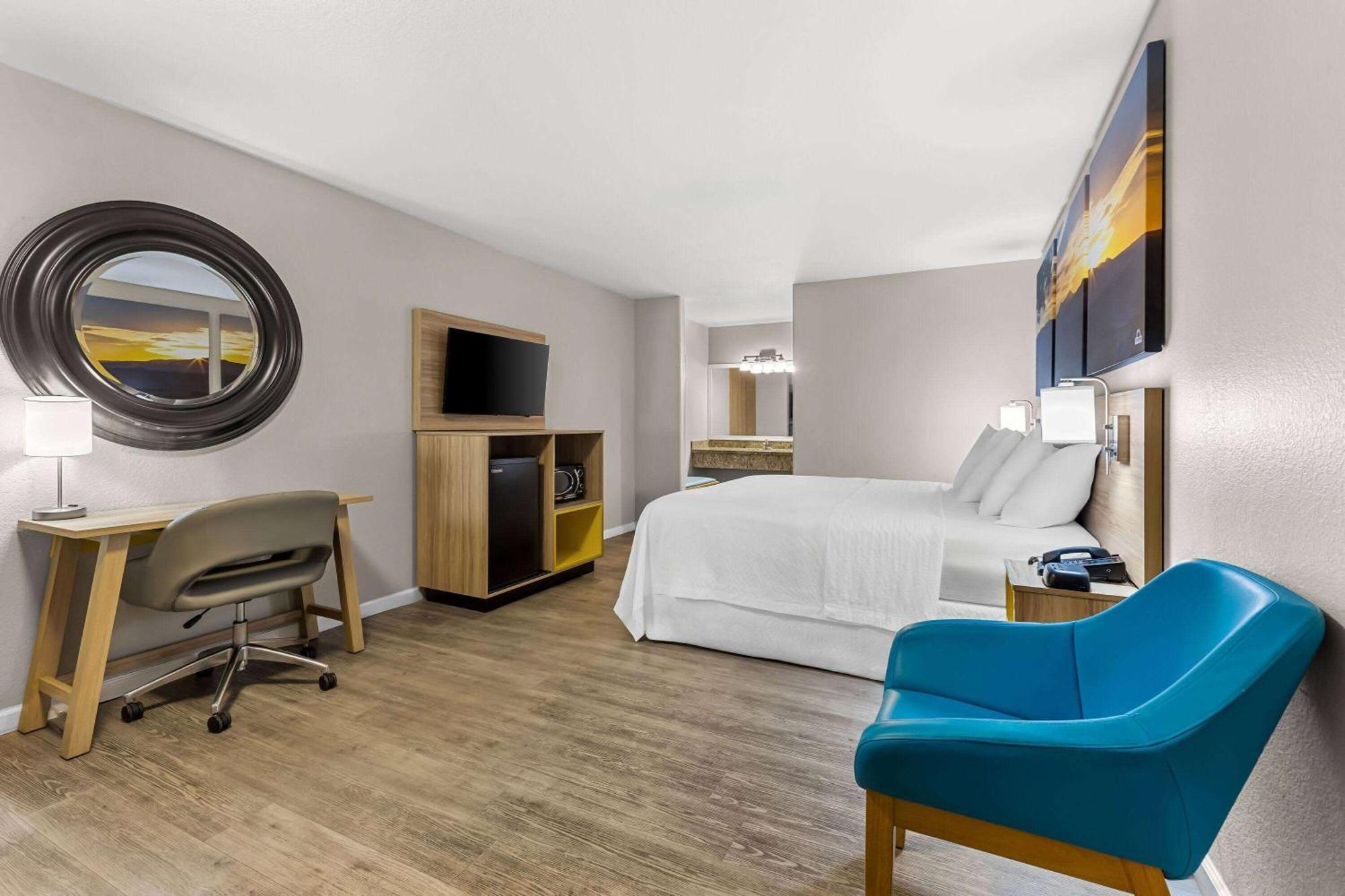 Days Inn By Wyndham Buckeye Esterno foto